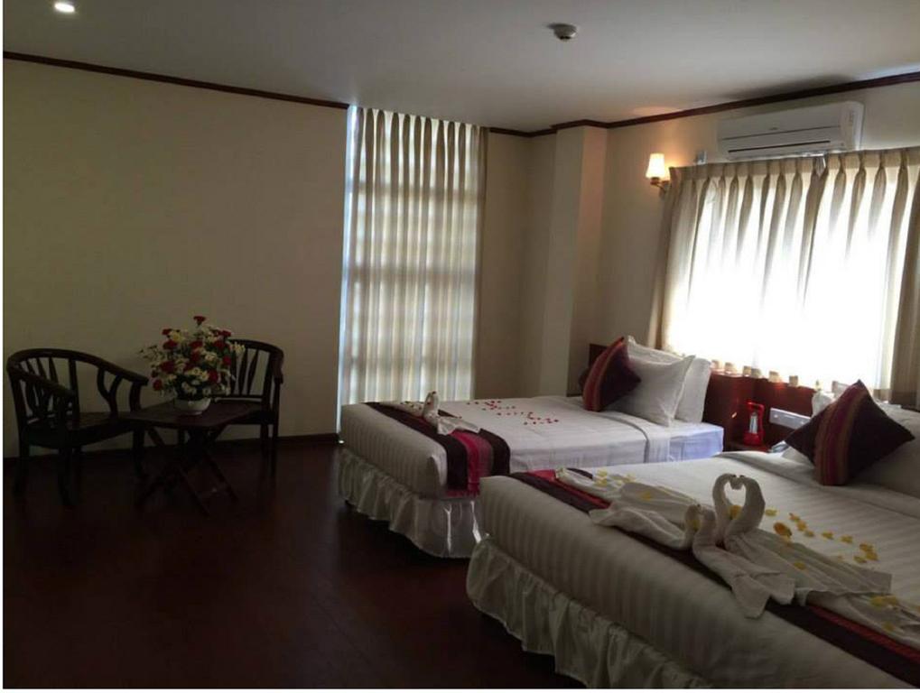Hotel Memory Sittwe Exteriör bild